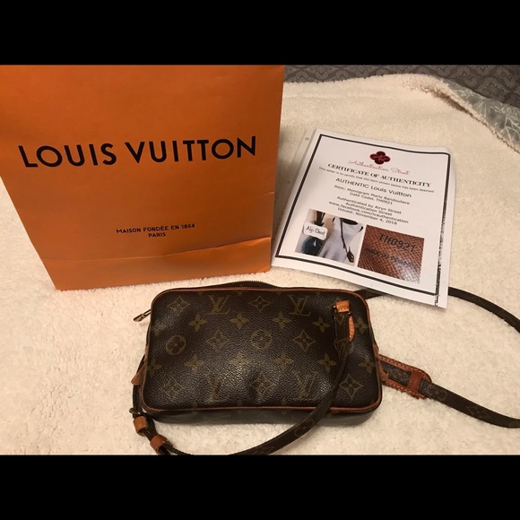 Louis Vuitton Marly Crossbody in great condition! - Picture 3 of 8